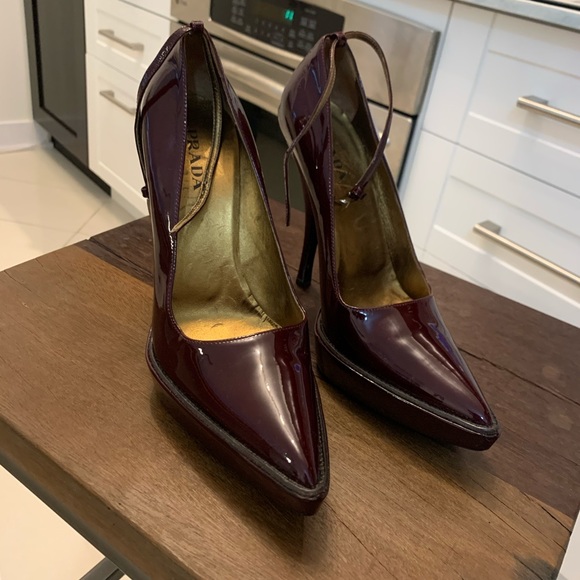 NWT Prada pumps - Picture 1 of 10